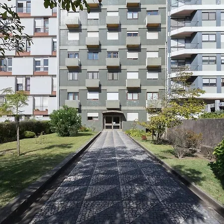 Treetops Boavista 3bdrs - Ac And Parking Porto